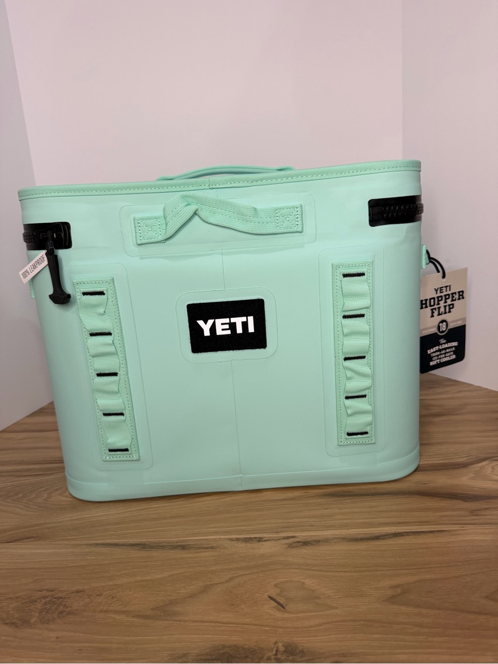 YETI Hopper Flip 18 – Seafoam NWT - Picture 6 of 9
